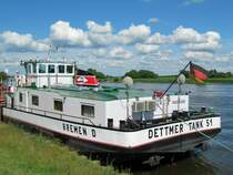 Heckansicht (Steuerhaus , Wohnraum , Schornstein) vom TMS Dettmer Tank 51 (04014550) am 24.05.2014 in Tangermünde