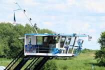 Steuerstand vom SB SCH2637 (05800980) am 24.05.2014 bei Storkau auf der Elbe zu Berg. Das Steuerhaus ist leicht nach vorne geneigt - also nicht schief. 