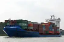 Fast jedes mal wenn ich am Nord-Ostsee-Kanal bin läuft mir die Aldebaran J IMO-Nummer:9349186 Flagge:Antigua und Barbuda Länge:140.0m Breite:22.0m Baujahr:2006 Bauwerft:Detlef Hegemann Rolandwerft,Berne Deutschland vor die Kamera hier am 28.09.14 bei Sehestedt. 