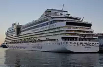 AIDAmar hat am 22.12.2014 den Hafen der sizilianischen Hauptstadt Palermo erreicht.