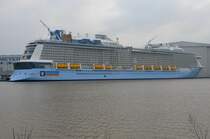 OVATION OF THE SEAS  , Kreuzfahrtschiff , IMO 9697753 , 348 x 41m , 4180 Passagiere , Baujahr 2016 , in der Meyer Werft Papenburg am 10.03.2016
