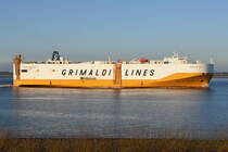 GRANDE PORTOGALLO , Fahrzeugtransporter , IMO 9245598 , Baujahr 2002 , 177 x 31m , 400 TEU , 17.03.2016 Grünendeich