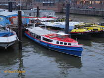 NORDSEE IV  (Reg.-Nr. H 15471) am 24.11.2015, Hamburg, am Reedereiliegeplatz im Binnenhafen /
Barkasse / Lüa 18,0 m, B 4,67 m, Tg 1,32 m / 230 PS / 89 Fahrgäste / 1930 bei Blohm & Voss, Hamburg


