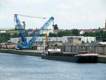 GMS Niedersachsen 11 (04002190 , 84,90 x 9m) lag am 02.06.2016 im Berliner Westhafen.