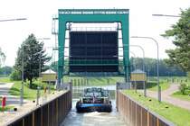 Am 07.06.2016 fuhr das TMS Frank Burmester (08043010) nach der Schleusung in der Schleuse Niegripp über den Niegripper Verbindungskanal in die Elbe zu Tal ein.