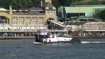 MAX (ENI 04805090) am 1.9.2016, Hamburg, Elbe Höhe Landungsbrücken /
Ex-Namen:  Bizon-O-26, Artevelde,Donau Star VII /
Schubschiff / Lüa 20,8 m, B 8,43 m, Tg 1,62 m / seit 2014 2 Detroit Diesel, ges. 882 kW (1.200 PS), gebaut 1970 bei Tczewska Stocznia Rzeczna, Tczew, PL / Eigner: Walter Lauk, Hamburg,  Flagge: D /

