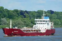 Die Oraholm IMO-Nummer:9336696 Flagge:Dänemark Länge:106.0m Breite:16.0m Baujahr:2006 Bauwerft:Desan Shipyard,Istanbul Türkei auslaufend aus Hamburg vom Rüschpark Finkenwerder aufgenommen am 04.06.17