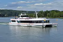 FGS  Filia Rheni , Katamaran der BPS (Bonner Personen Schifffahrt), Rhein Remagen - 22.08.2017