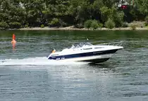 Motorboot Joda 290 mit dem schönen Namen  Pyjamahose  auf dem Rhein in Remagen - 22.08.2017