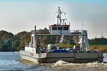 Fähre WISCHHAFEN (ENI 04810050)auf der Elbe kurz vor Erreichen des Anlegers WISCHHAFEN. Oktober 2017