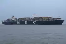 MSC MARIA SAVERIA , Containerschiff , IMO 9467421 , Baujahr 2011 , 365.85 × 48.43m ,     13000 TEU , 16.09.2017 Cuxhaven