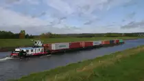 Container-Schubverband mit Schuber SCH2412 Berlin (ENI 056002710) auf dem Elbe-Seiten-Kanal von Scharnebeck kommend kurz vor Artlenburg; 22.10.2017
