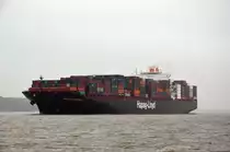 Bremen Express  von Hapag Llyod, IMO: 9343728 Baujahr 2008, TEU 8749, L�nge 335,06 m, Breite 42,87 m.  Geschwindigkeit 25 Knoten. Einlaufend nach Hamburg am 27.09.17 bei Wedel.
