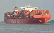Cap San Artemissio,  Containerschiff Hamburg S�d. Heimathafen Singapore IMO: 9633939. Baujahr 2014, TEU 9814, L�nge 333,20 m, Breite 48,20 m.  Tiefgang 14 m, Maschinenleistung 40670 kw. Am 29.09.17 auslaufend bei Wedel.