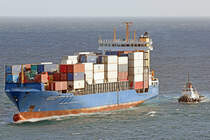 MOVEON (IMO:9237369, MMSI:255805846) in Arrecife/Lanzarote einlaufend am 26.01.2018 