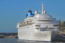 MARELLA DREAM am 22.01.2018 im Hafen von Funchal / Madeira