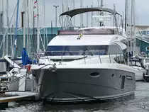 Die Yacht  Fast Fun To  im Hafen von Aalborg Anfang Juni 2018.