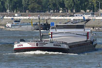 Das Gütermotorschiff  Europa  (02329222) auf dem Rhein. (Düsseldorf, Juni 2018)