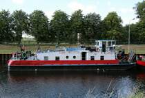 Schubboot Bizon-0-137 (08356083 , 21,14 x 8,25m) am 06.07.2018 im Unterwasser der Schleuse Schönwalde / Havelkanal.