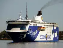 Die 175m lange Fähre FINLANDIA am 20.05.18 in Tallinn