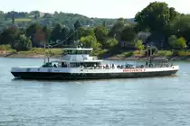 Rheinfähre 'Königswinter IV' überquert den Rhein von Bonn-Mehlem nach Königswinter am 05.08.2018. Baujahr 1996, Lux-Werft, Mondorf. 