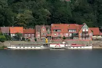 Der mit Dampf betriebene Seitenraddampfer Kaiser-Wilhelm (05101270 , 57,20 x 4,48/8,38m) lag am 23.08.2018 an seinem Heimatort Lauenburg/Elbe.