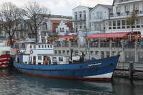 Fahrgastschiff Kehrwieder am 20.10.2018 in Warnemünde.