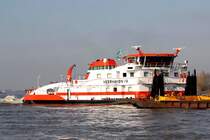 Schubverband  Veerhaven IV (Neushoorn)Europa Nr.:02335449 am 05.11.2017 Rhein km 825 bei Xanten.