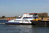 Schubverband Veerle. Europa Nr.:04031700 am Rhein km 824 bei Xanten.