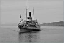 Das Dampfschiff  VEVEY  wird in Kürze in Vevey anlegen.
(Fotostandpunkt auf der Anlegestelle.)
12. August 2014