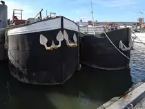 Güterschiffe Ende Juli 2018 im Straatsburgdok Antwerpen.