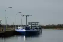 TMS Megantic (04811380 , 84,8 x 9,5m) lag am 04.02.2019 oberhalb der Schleuse Rothensee im Mittellandkanal / Rothenseer Verbindungskanal.