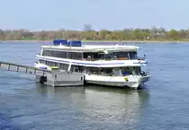 FGS  Rheinprinzessin  an einem Rheinanleger in Bonn - 29.03.2019