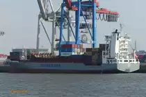 BEATE (IMO 9333345) am 30.4.2019, Hamburg, Elbe, Burchardkai Terminal, Liegeplatz Athabaskakai /
Ex-Namen: PARTNERSHIP, WEC SOROLLA  / 
Feederschiff / BRZ 9.981 / Lüa 134,44 m, B 22,5 m, Tg 8,71 m / 1 Diesel, Caterpillar MaK 9M43 8.510 kW (11.574 PS), 18,5 kn / 868 TEU / gebaut 2005 bei Sietas, HH-Neuenfelde / Eigner: Reederei Rambow, Drochtersen, D, Operator: Unifeeder A/S  /  Flagge: D, Heimathafen: Hamburg /
