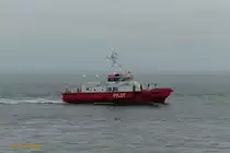 GRODEN (IMO 9606340) am 14.7.2019, Elbe vor Cuxhaven / 
Swath-Lotsentender / BRZ 225 / Lüa 25,65 m, B 14,25 m, Tg 2,7 m / 2 Diesel, MTU 12V 2000M70 diesel-electric,  ges. 1.576 kW (2.143 PS), 18 kn  / gebaut 2011 bei Abeking & Rasmussen, Lemwerder  / Flagge: Deutschland, Heimathafen: Cuxhaven  / 
