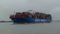 COSCO SHIPPING SAGITTARIUS (IMO 9783473) am 14.7.2019, Hamburg auslaufend auf der Unterelbe / 
Containerschiff / BRZ 194.864 / Lüa 399,8 m, B 58,6 m, Tg 16 m / 1 Diesel, 67.100 kW, 21 kn / 20.119 TEU / gebaut 2018 in Fernost  / Flagge+ Heimathafen: Hongkong /
