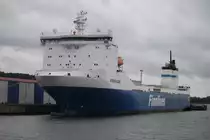 Die Finnlines Fähre Finnhawk lag am Nachmittag des 12.10.2019 im Rostocker Überseehafen.