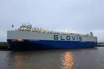 Autotransporter  GLOVIS CAPTAIN  in Emden 17.10.2019