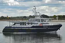 FAREWELL II am 25.04.2020 in Lübeck-Travemünde einlaufend