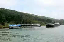 Überholmanöver im DORTMUND-EMS-KANAL bei Bergeshövede zu Tal am 30.09.2020. TMS  DETTMER TANK 122  (02336974 , 85,95 x 9,60m) überholte  TMS EILTANK 36  (04802990 , 85,59 x 10,50m) , beide TMS fuhren anschliessend nach Steuerbord in den Mittellandkanal ein. 