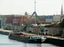 GMS  TUCANA  (04603150 , 79 x 9,50m) wurde am 22.10.2020 im  BERLINER WESTHAFEN , Becken 1 , beladen.  