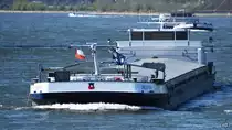 Mitte April 2021 war auf dem Rhein bei Duisburg das Gütermotorschiff CHILANDIA (ENI: 02324394) zu sehen.