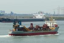 Die  City of London  verlsst den Hafen von Rotterdam. Das Foto stammt vom 24.08.2008