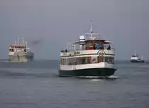 Die Fahrgastschiffe Käpp'n Brass und Undine am 10.02.2023 in Warnemünde.