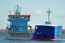 MIRVA VG (IMO 9769116) am 19.02.2023 in Lübeck-Trabvemünde einlaufend. Das rund 103 Meter lange Schiff transportiert Hafer aus Taalinthedas / Finnland zur Firma Brüggen in Lübeck