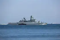 F 261 Korvette MAGDEBURG vor Rügen auf der Fahrt zum Hafen Sassnitz. Im Hintergrund ist die BORKUM des Zoll’s zu erkennen. - 07.04.2025