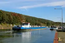 TMS  BERESINA  (04808570 , 84,72 x 9,50m) setzte am 26.10.2024 , nach einem kurzen Stop an der Bunkerstation Bergeshövede , seine Reise auf dem  DORTMUND-EMS-KANAL  zu Berg fort.
