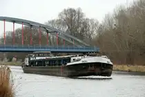 GMS  IDEAL  (04604690 , 80 x 8,20m) am 07.02.2025 auf dem Sacrow-Paretzer-Kanal / UNTERE-HAVEL-WASSERSTRASSE  Höhe km 26 bei Marquardt zu Tal.