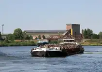 GMS  SIRIUS  (04011290 , 70 x 8,20m)  am 25.07.2024 auf dem  ELBE-HAVEL-KANAL  vor der Einfahrt in die Schleuse Zerben zu Tal.