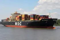 Containerfrachtschiff MSC SORAYA; Eigner/Betreiber: MSC; Aufnahmeort: Elbe/Hafen Hamburg, Deutschland; Datum: 19.07.2025; Info: (IMO 9372494) BRZ 66.399 / Lüa 277,3 m, B 40 m, Tg 14,5 m / 1 Diesel, MAN B&W 10K98MC-C, 54.902 kW (74.646 PS), 24,9 kn / 5.762 TEU, davon 632 Reefer / gebaut 2008. Das Bild zeigt die MSC SORAYA beim Einlaufen auf Höhe Bubendey Ufer.